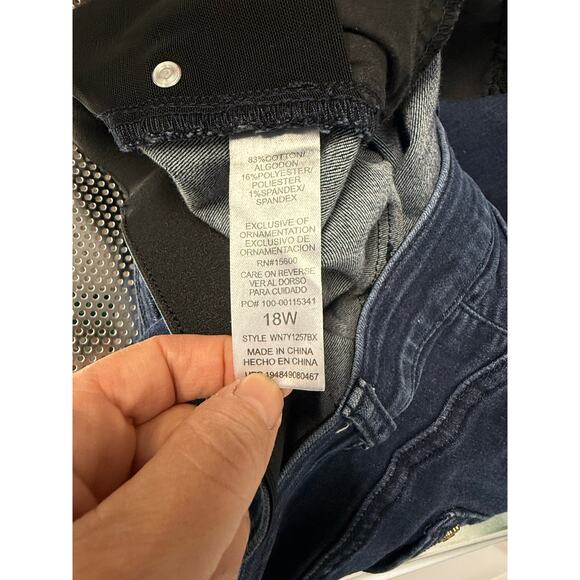 Democracy Jeans Women's 18W Bootcut - Picture 7 of 9